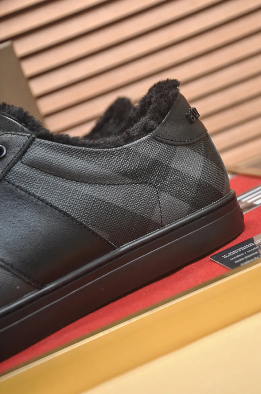 Men's shoes 💰480💶【Burberry】(wool lining) classic low-top sneakers｜Imported cowhide with classic plaid fabric｜wool lining｜original outsole｜fine workmanship and comfortable to wear Size: 38-44 (customized at 45)